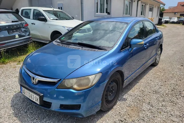 Honda Civic — polovni automobil