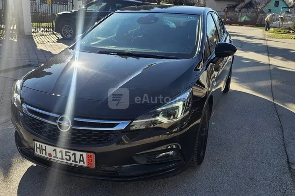 Opel Astra K — polovni automobil