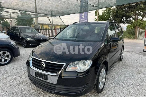 Volkswagen Touran — polovni automobil