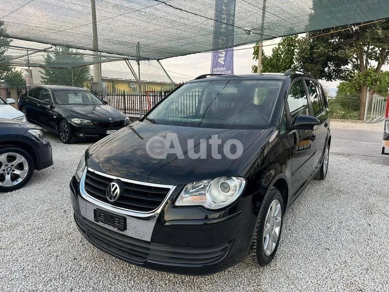 Volkswagen Touran — polovni automobil