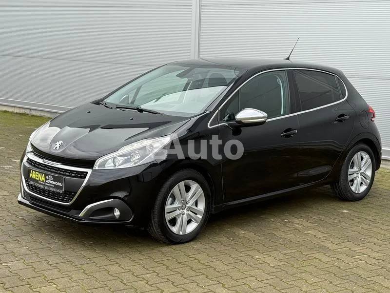 Peugeot 208 — polovni automobil