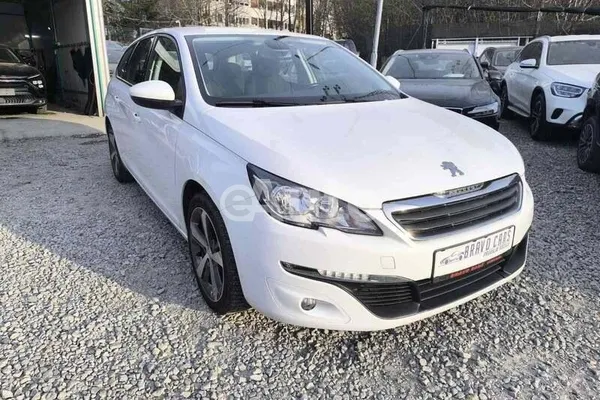 Peugeot 308 — polovni automobil