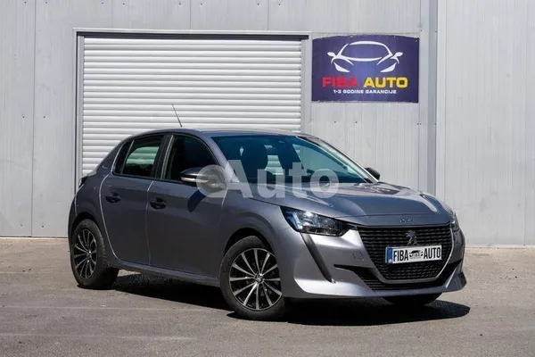 Peugeot 208 — polovni automobil