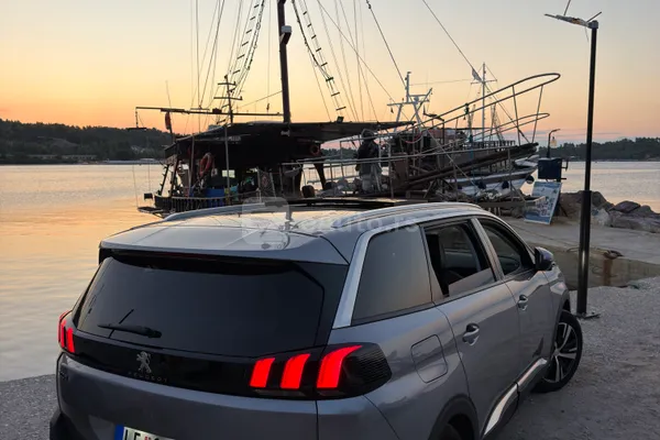 Peugeot 5008 — polovni automobil
