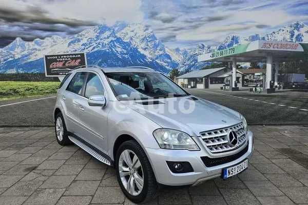 Mercedes Benz ML 280 — polovni automobil