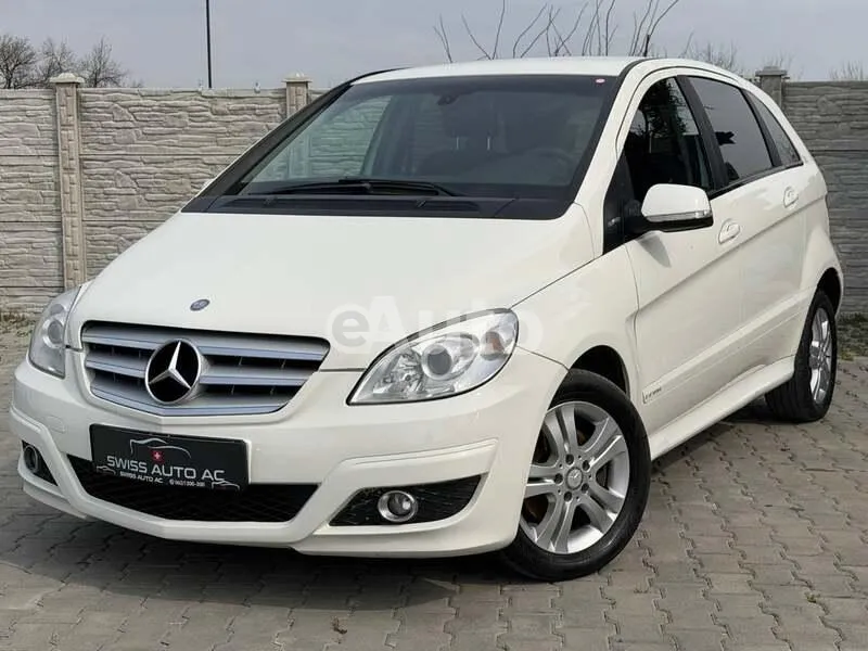 Mercedes Benz B 180 — polovni automobil