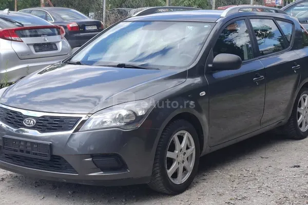Kia cee`d sw — polovni automobil