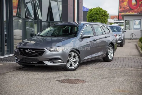 Opel Insignia — polovni automobil