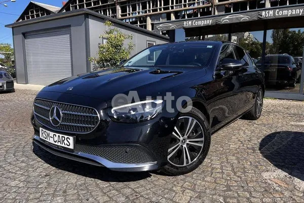 Mercedes Benz E 220 — polovni automobil