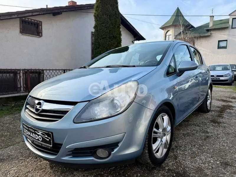 Opel Corsa D — polovni automobil