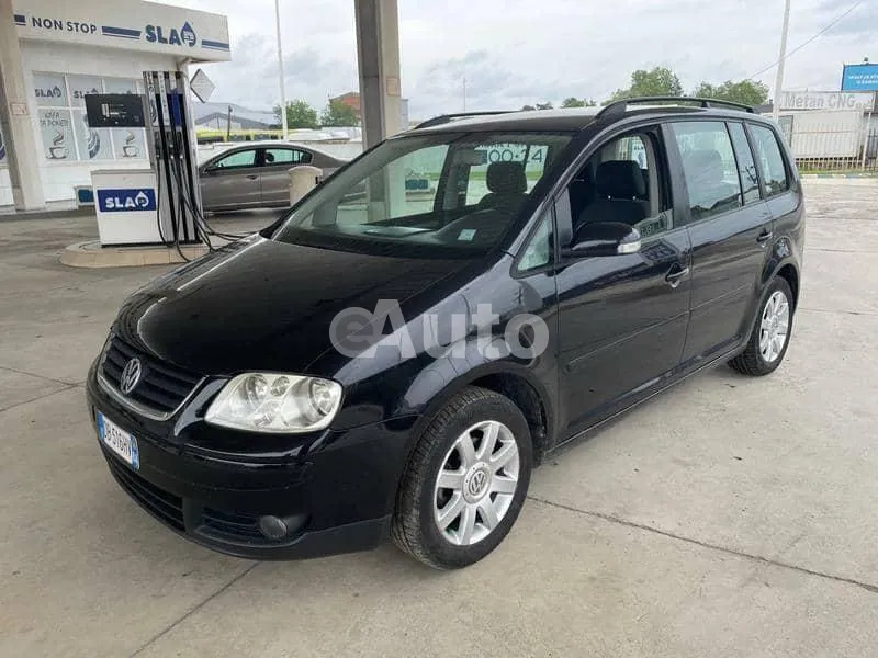 Volkswagen Touran — polovni automobil
