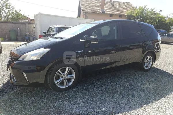 Toyota Prius + — polovni automobil