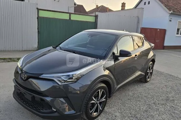 Toyota C-HR — polovni automobil