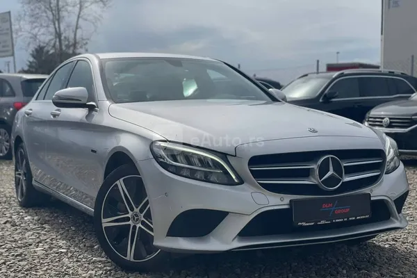 Mercedes Benz C 300 — polovni automobil