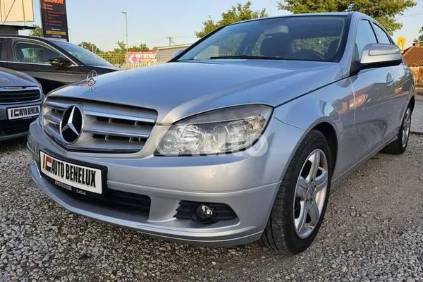 Mercedes Benz C 200 — polovni automobil
