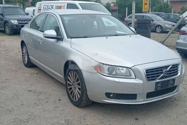 Volvo S80 — polovni automobil