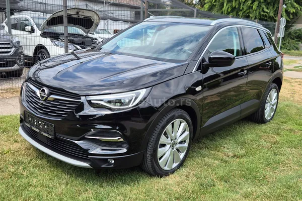 Opel Grandland X — polovni automobil