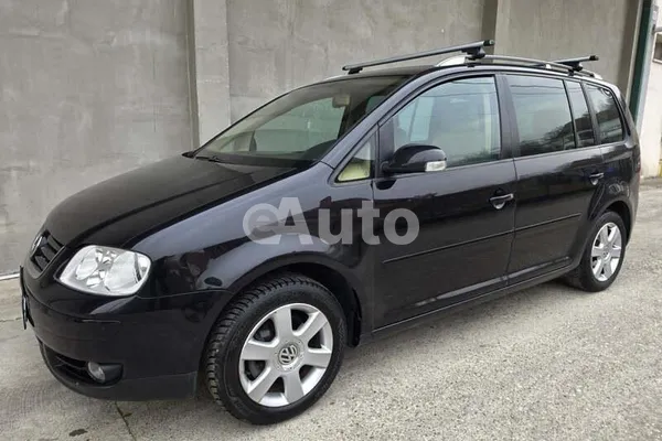 Volkswagen Touran — polovni automobil