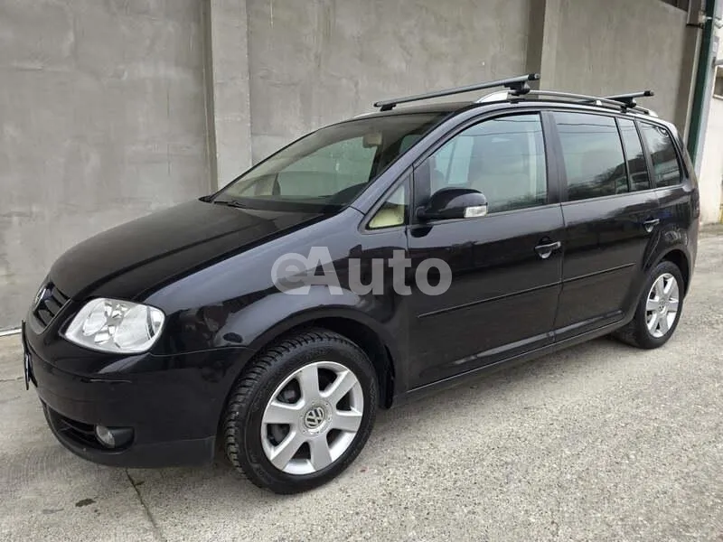 Volkswagen Touran — polovni automobil
