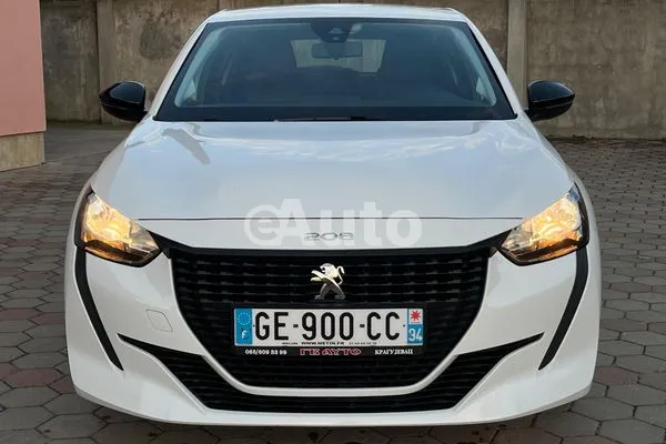 Peugeot 208 — polovni automobil