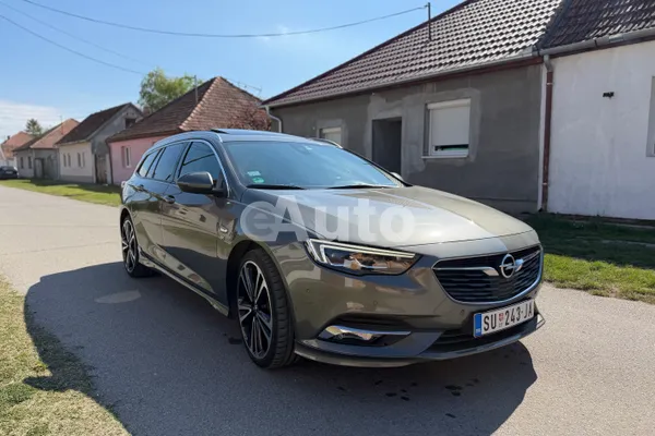 Opel Insignia — polovni automobil