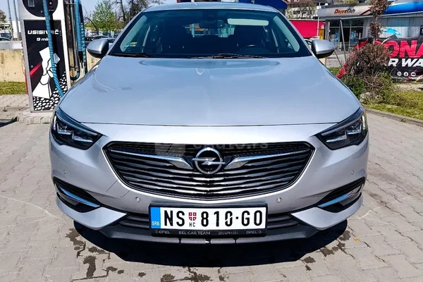 Opel Insignia — polovni automobil