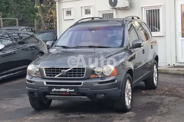 Volvo XC90 — polovni automobil