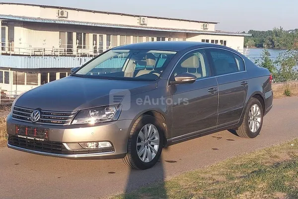 Volkswagen Passat B7 — polovni automobil