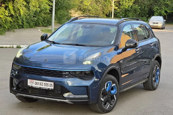 Lynk & Co 01 — polovni automobil