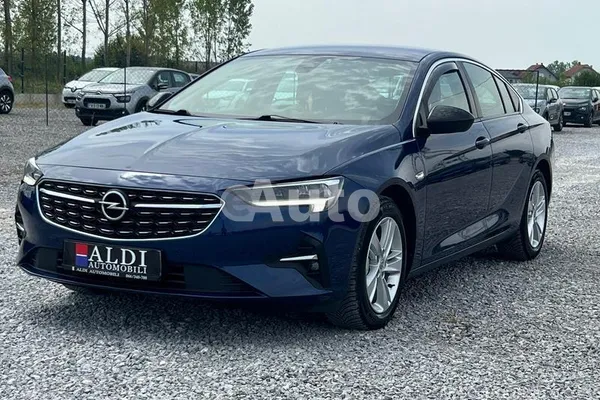 Opel Insignia — polovni automobil