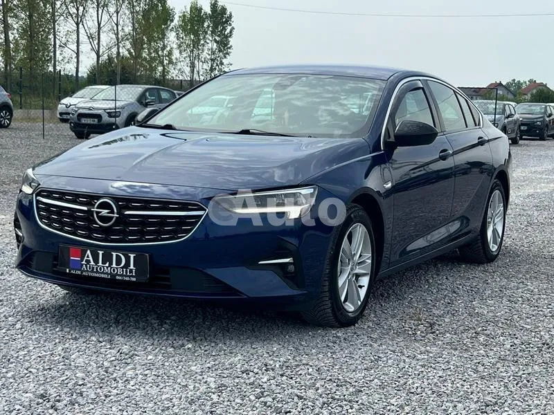 Opel Insignia — polovni automobil