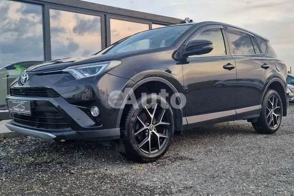 Toyota RAV 4 — polovni automobil