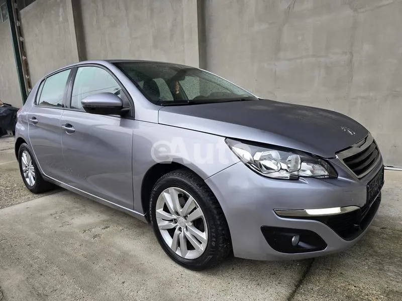 Peugeot 308 — polovni automobil