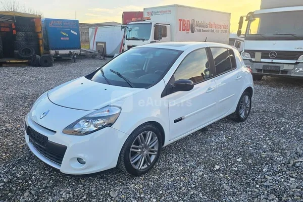 Renault Clio — polovni automobil