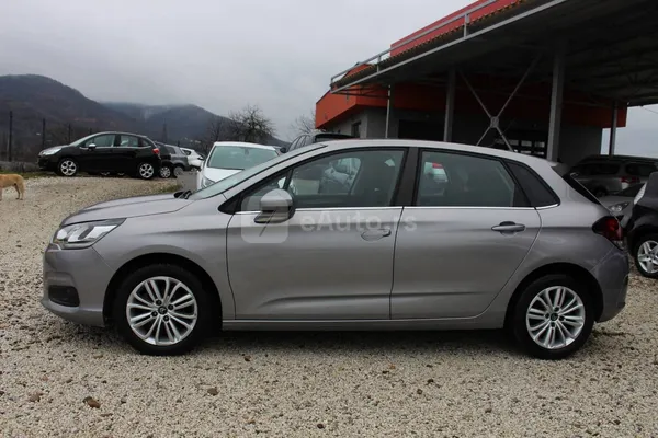 Citroen C4 — polovni automobil