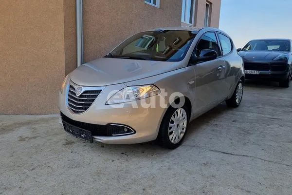 Lancia Ypsilon — polovni automobil
