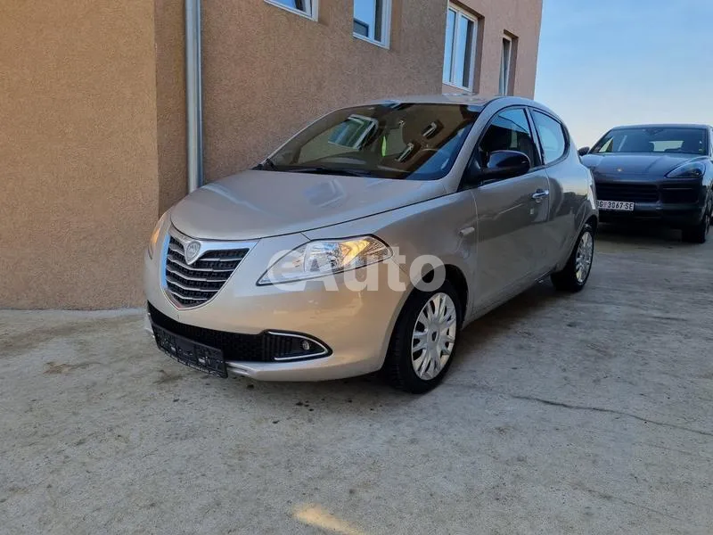 Lancia Ypsilon — polovni automobil