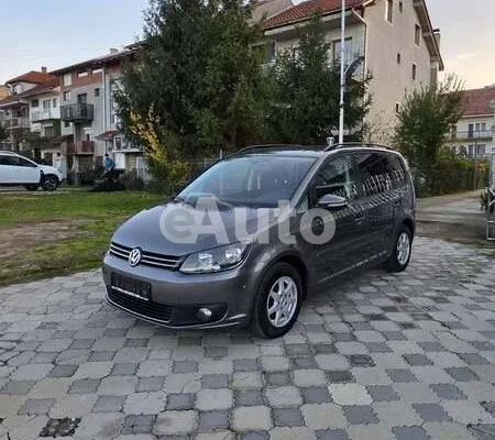 Volkswagen Touran — polovni automobil