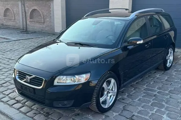 Volvo V50 — polovni automobil