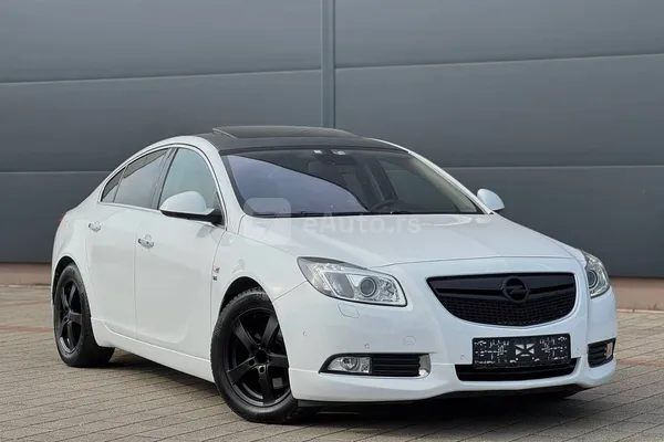 Opel Insignia — polovni automobil