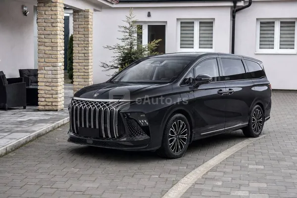 Dongfeng Forthing — polovni automobil