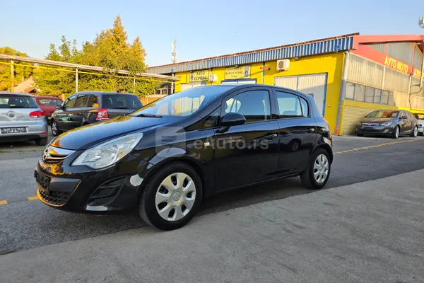 Opel Corsa D — polovni automobil
