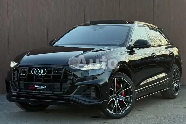 Audi SQ8 — polovni automobil