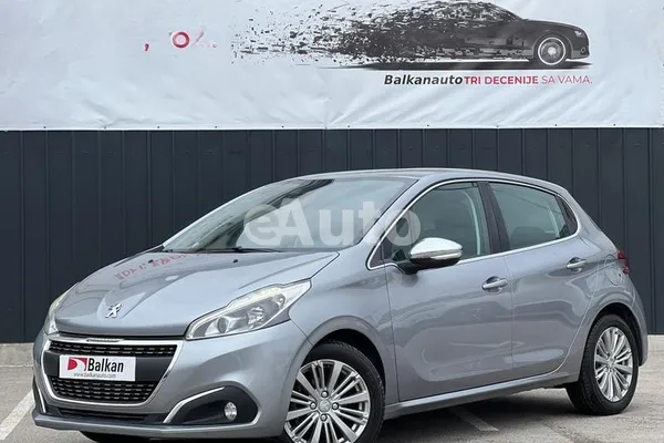 Peugeot 208 — polovni automobil