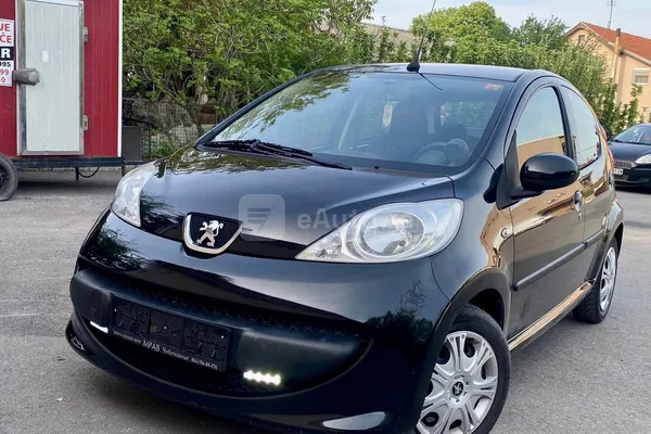 Peugeot 107 — polovni automobil