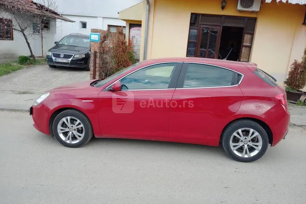 Alfa Romeo Giulietta — polovni automobil