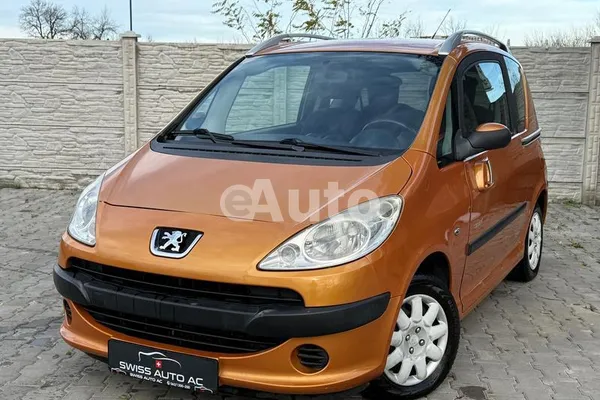 Peugeot 1007 — polovni automobil