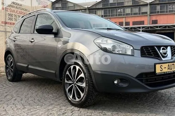 Nissan Qashqai + 2 — polovni automobil