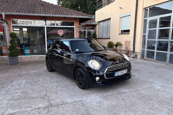 MINI Cooper — polovni automobil