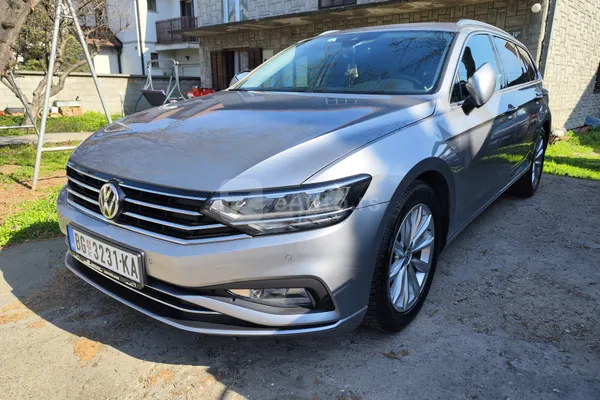 Volkswagen Passat B8 — polovni automobil